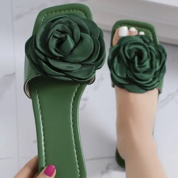 unbranded Shoes - Summer New Flat Bottomed Flower Slippers Slip Resistant Women Shoes Sz 41 US 10